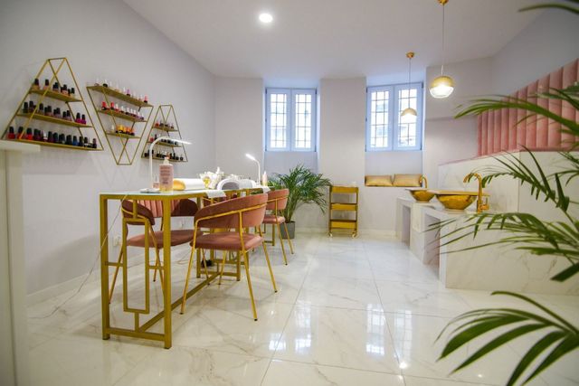 Glam House